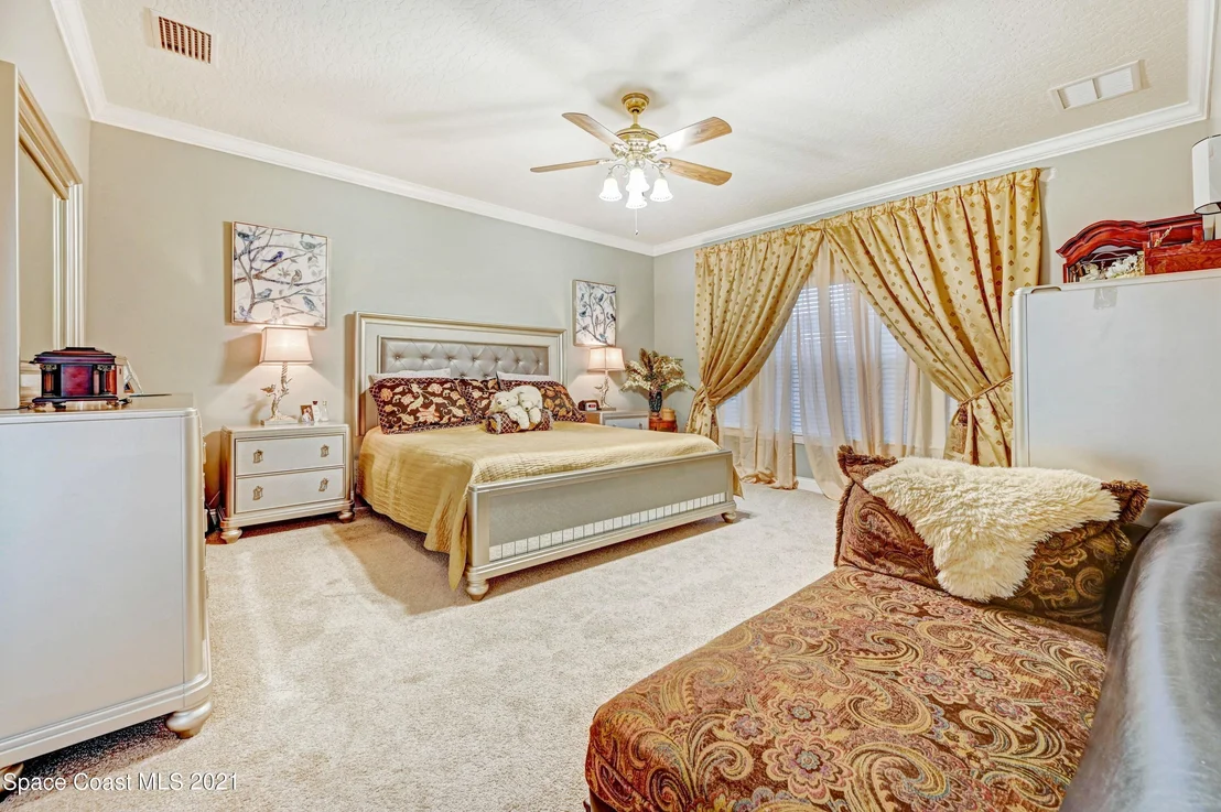 Photo of 687 Nicklaus Drive