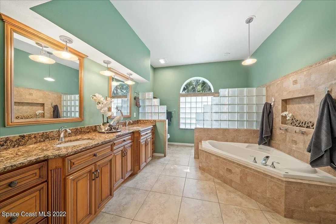 Photo of 2340 Cox Road