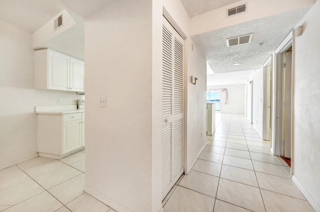 Photo of Unit 304 at 102 Riverside Drive