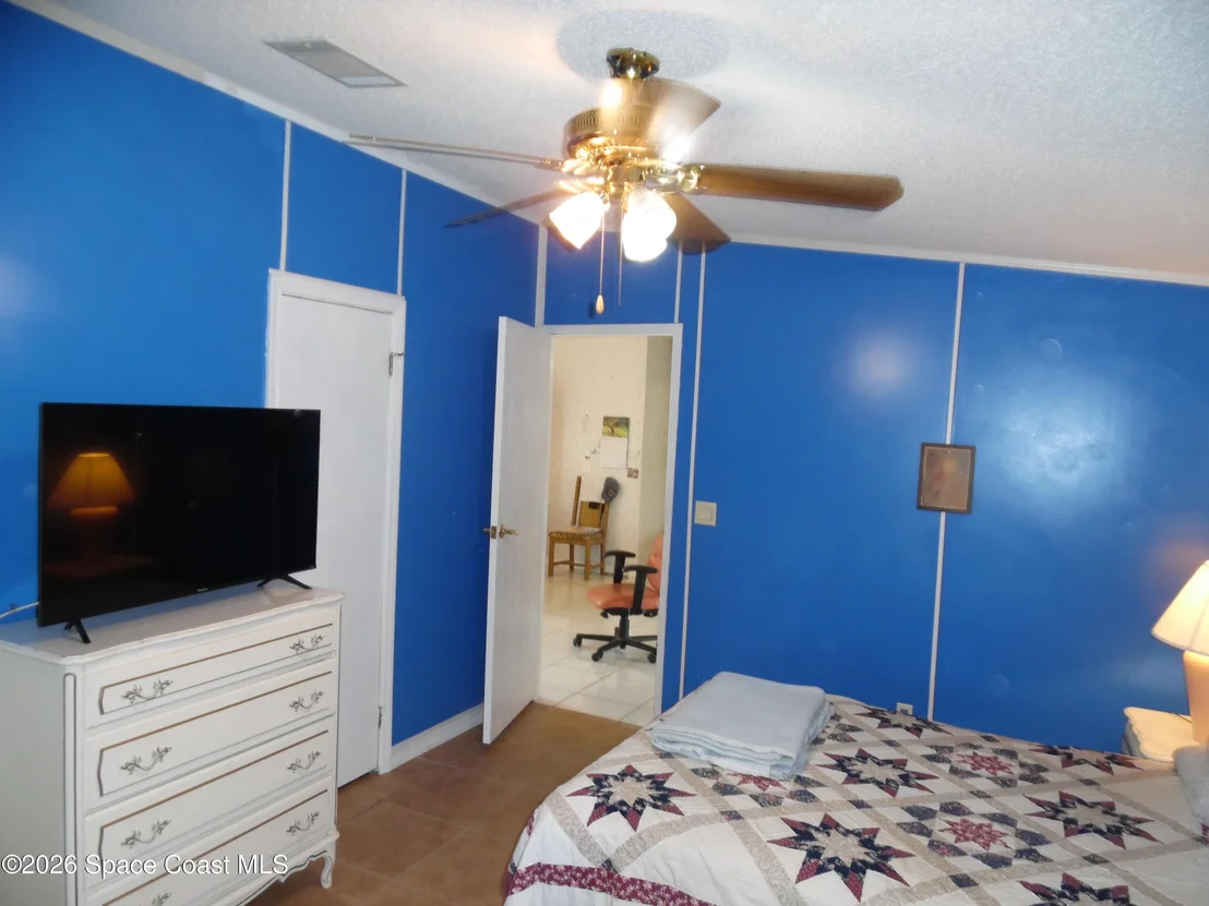 Photo of 839 Wren Circle