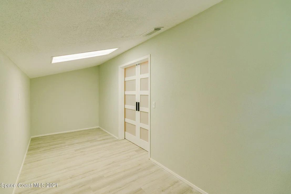 Photo of 603 Dundee Circle