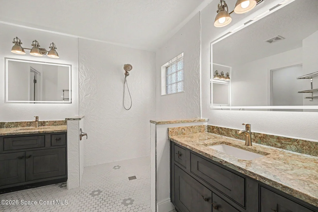 Photo of 1102 Egret Lake Way