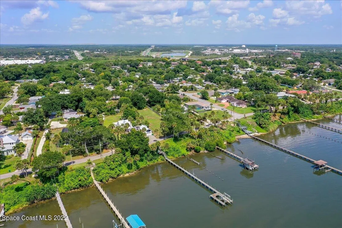 Photo of 2915 N Indian River Drive