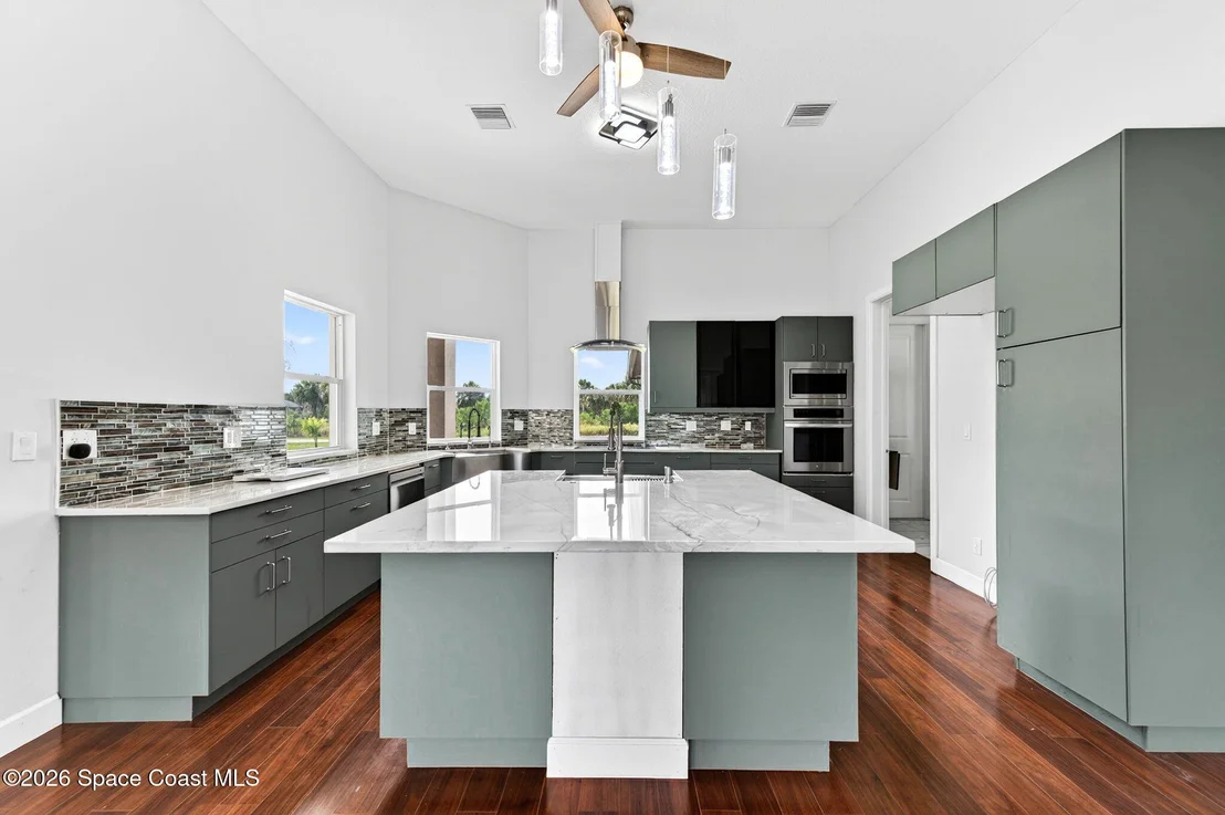 Photo of 1394 Absaroka Lane