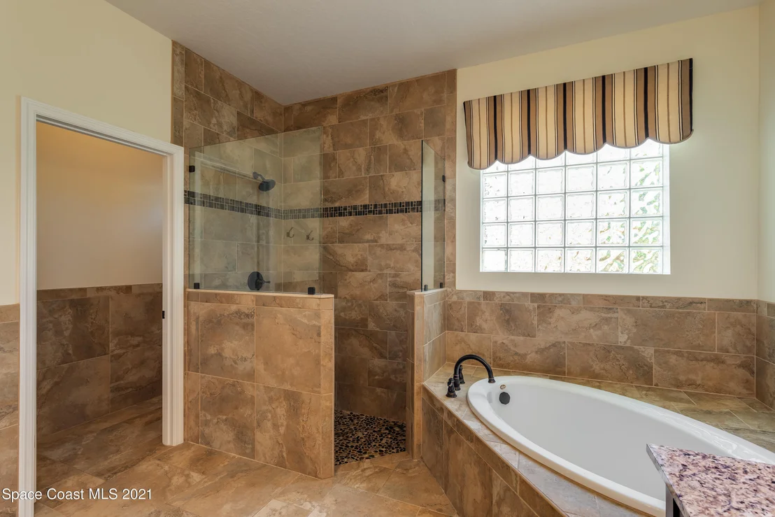 Photo of 6006 Newbury Circle
