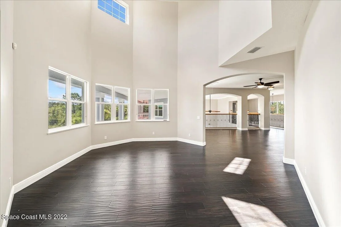 Photo of 5660 Willoughby Drive