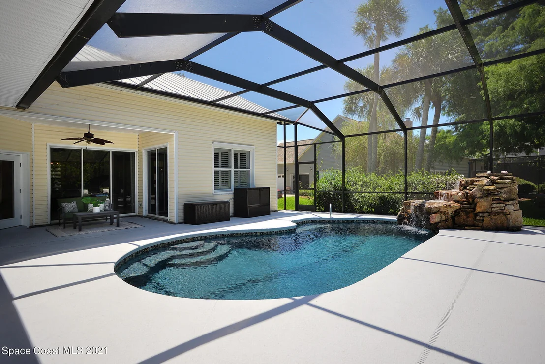 Photo of 2320 Stonebridge Drive