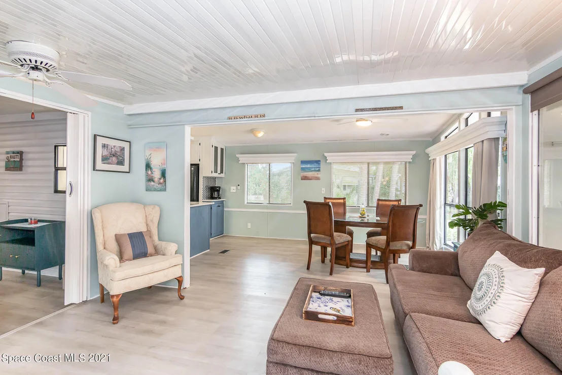 Photo of 77 Sunset Drive