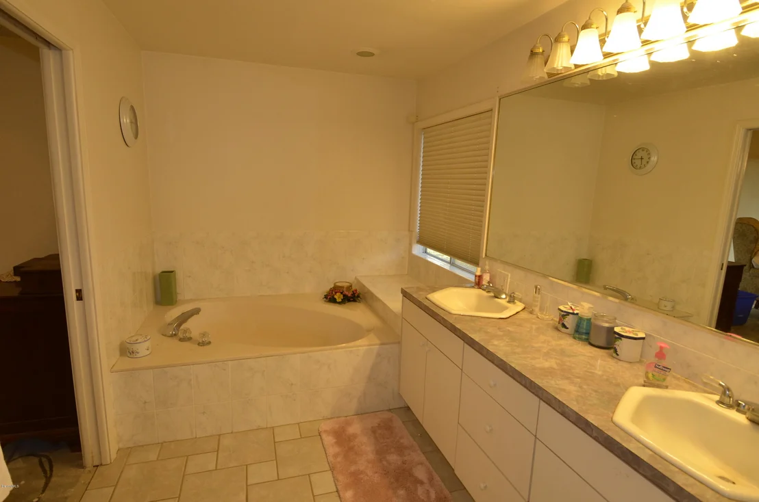 Photo of 4165 Grant Road