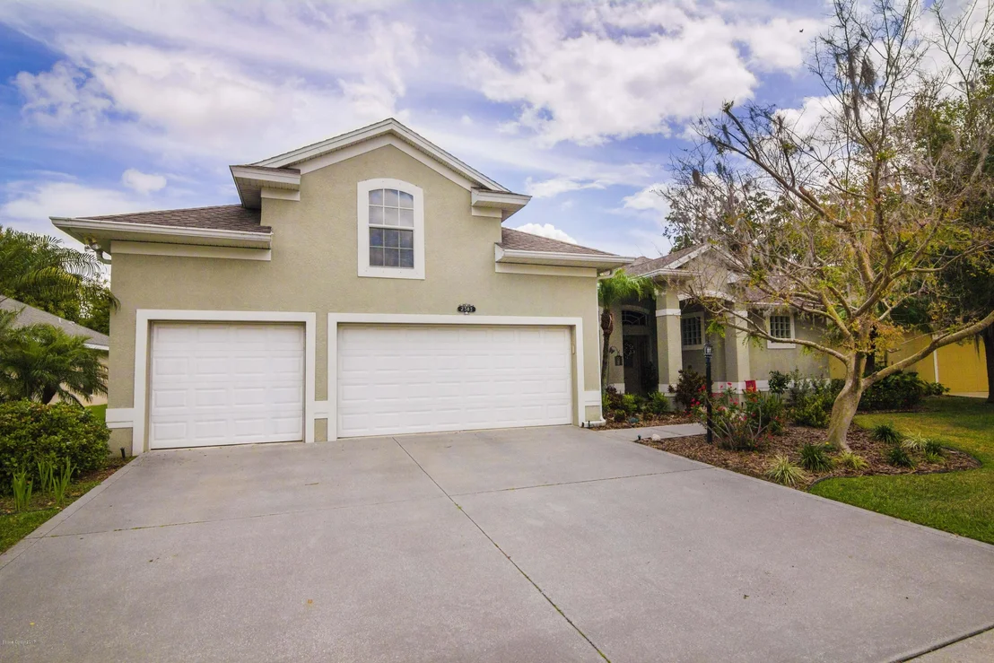Photo of 2383 Woodfield Circle
