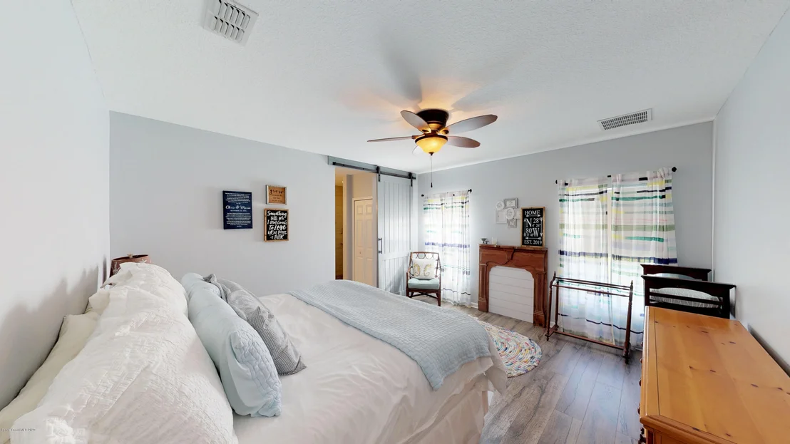 Photo of 1565 Litchfield Drive