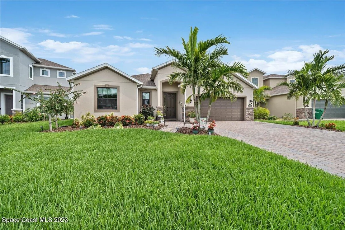Photo of 7663 Poulicny Lane
