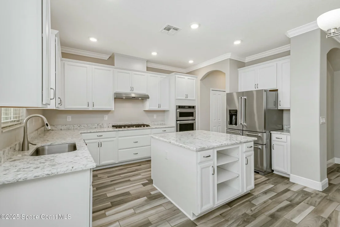 Photo of 3933 Craigston Street