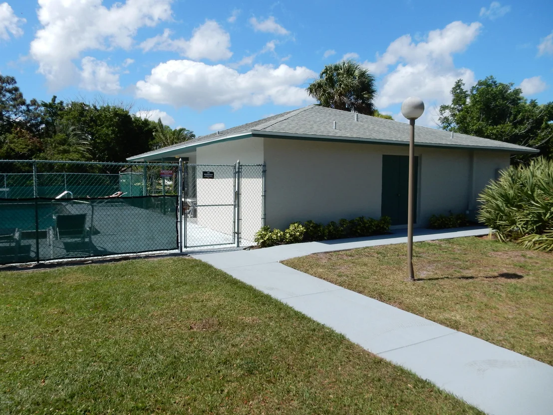 Photo of Unit 233 at 2975 Thrush Drive