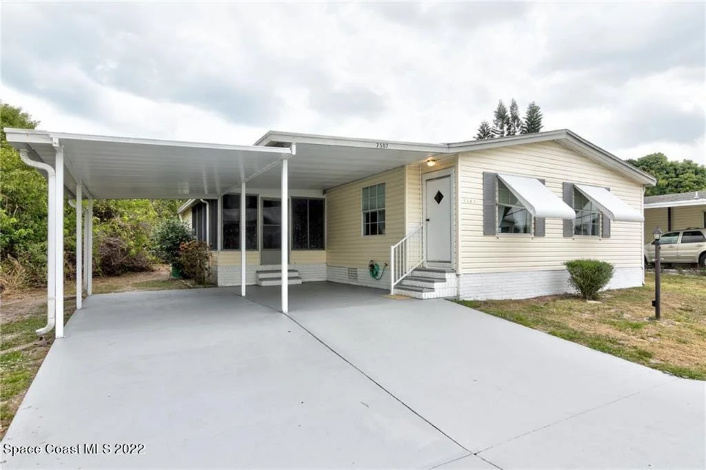 Photo of 7507 Boxelder Road