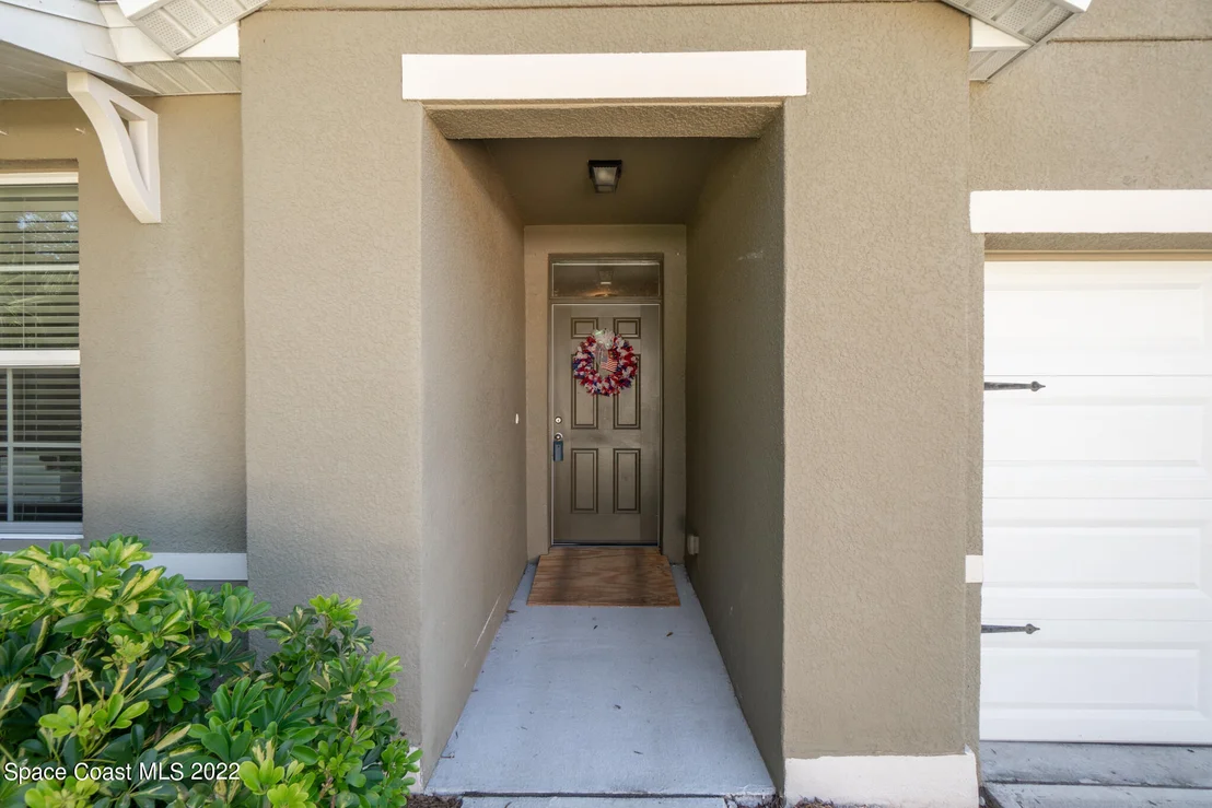 Photo of 2685 Falcon Lane