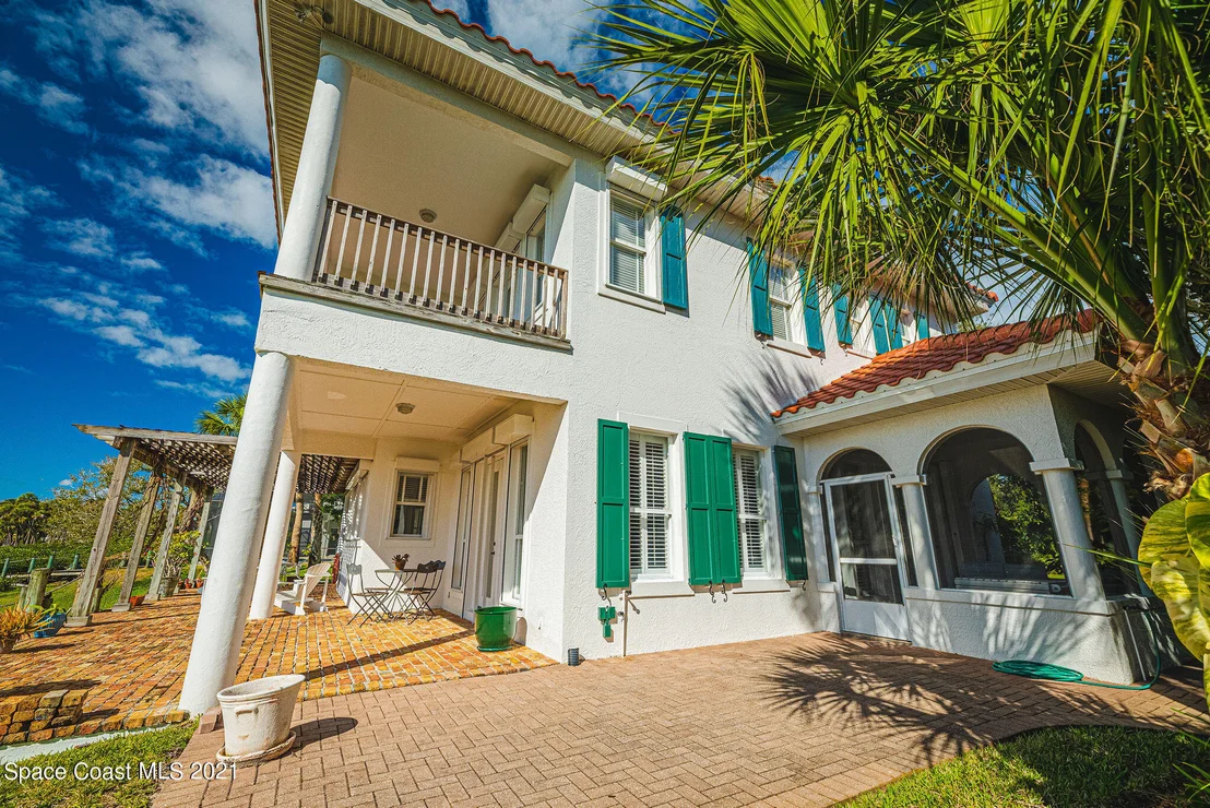 Photo of 176 Bayshore Drive