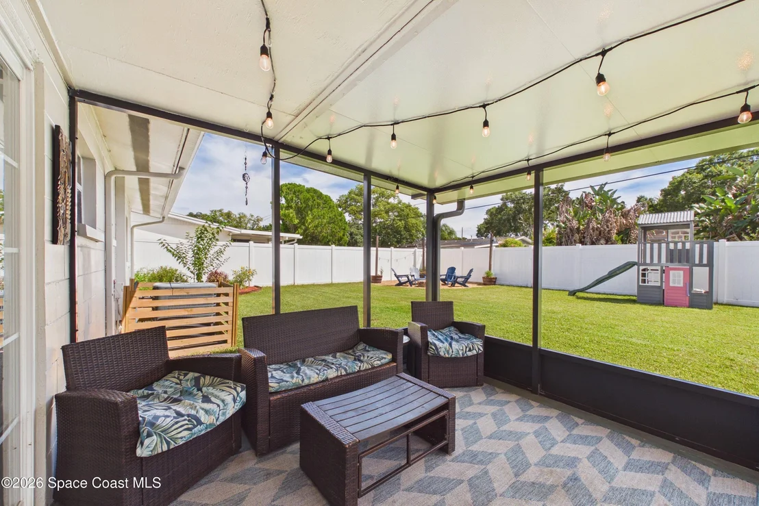 Photo of 2391 Lorna Drive