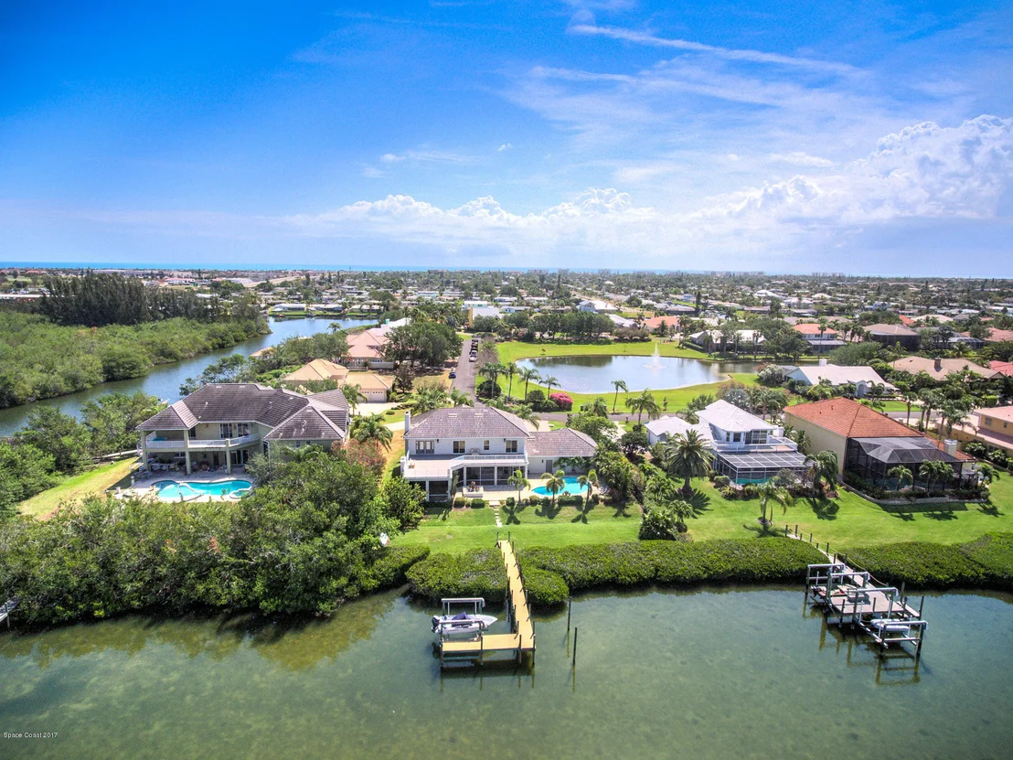 Photo of 298 Lanternback Island Drive