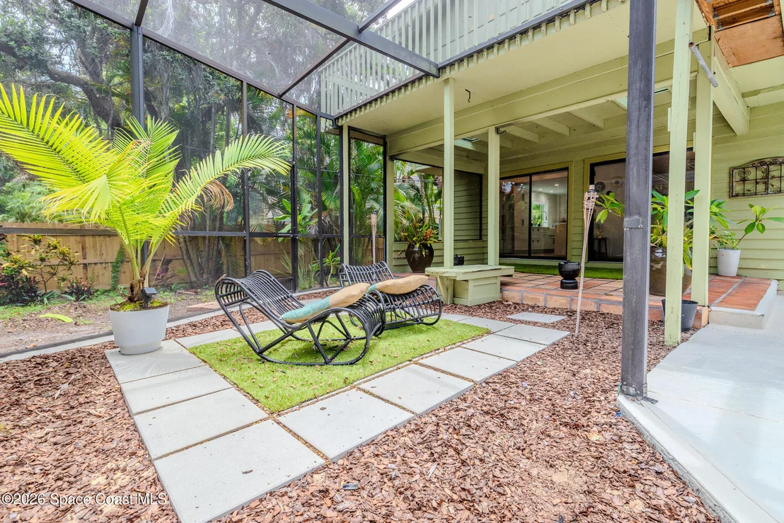 Photo of 5925 Riverside Drive
