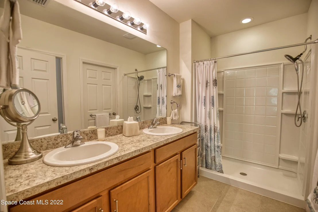 Photo of 7649 W Lenox Circle