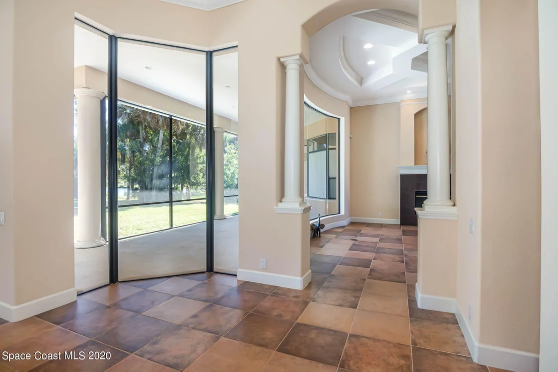 Photo of 4447 Reseda Way