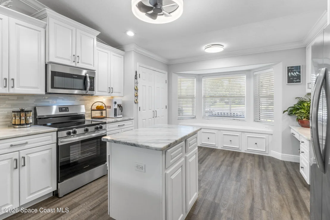 Photo of 5870 39th Lane