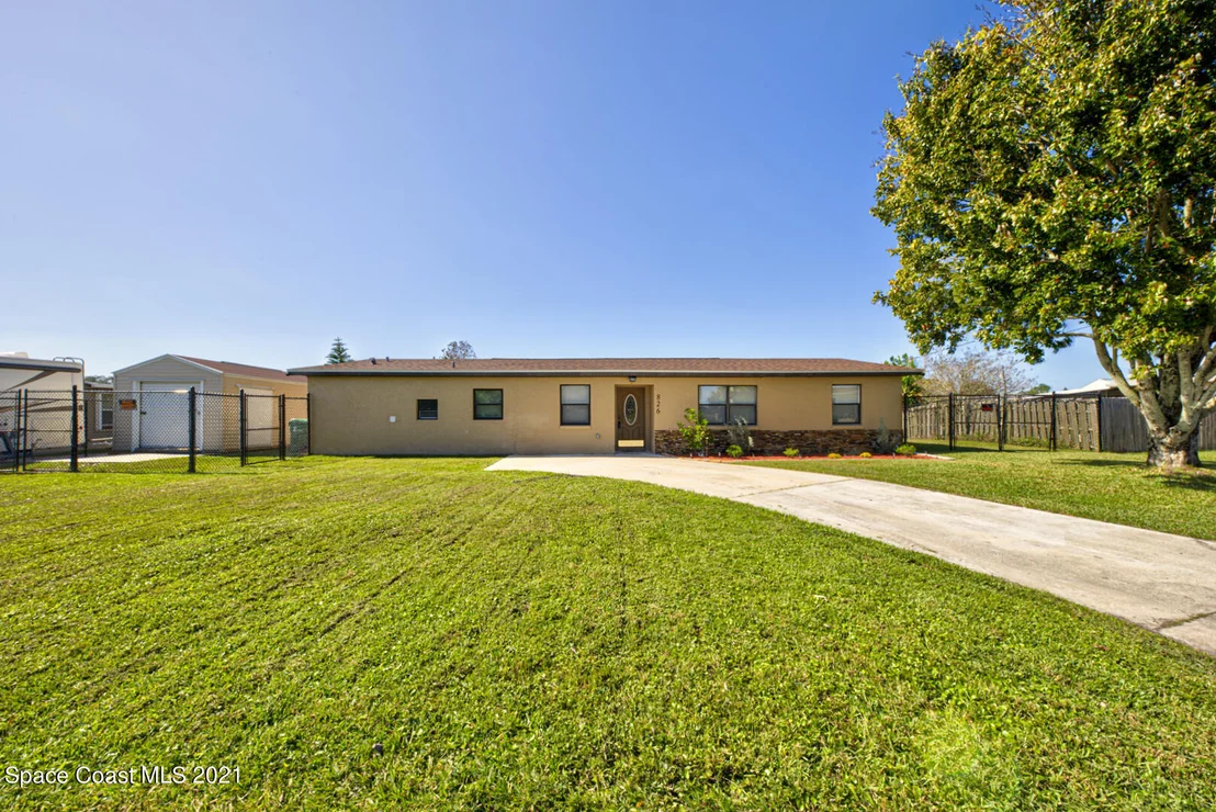 Photo of 826 Mallard Road