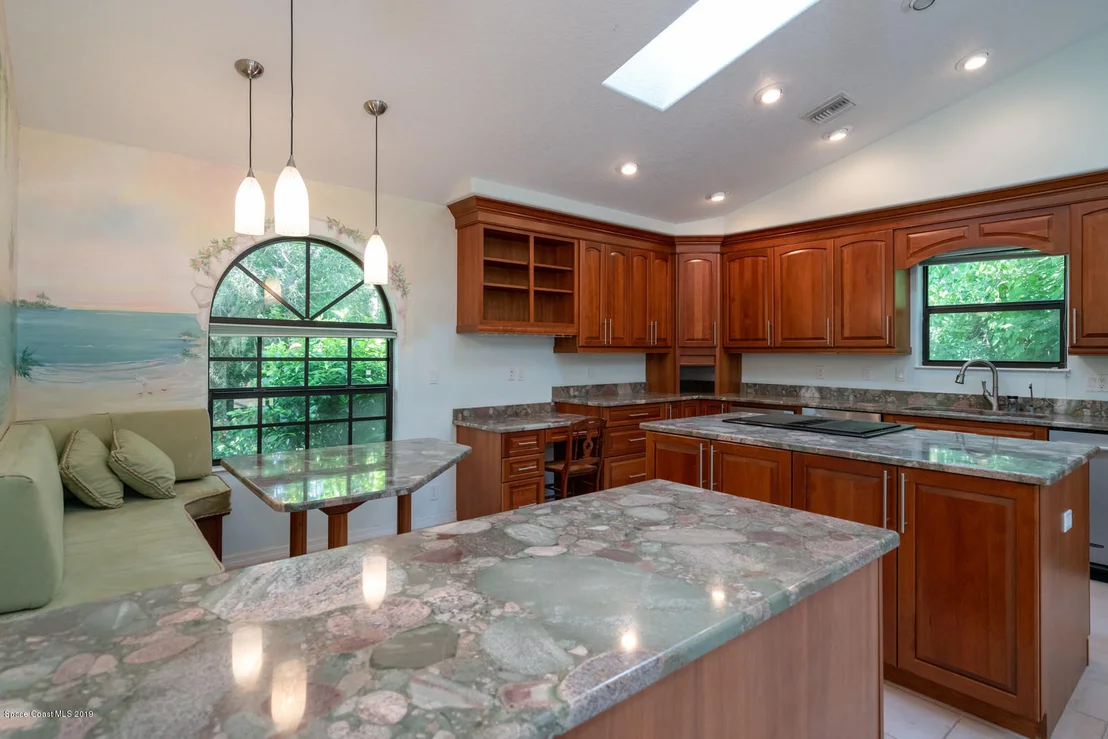 Photo of 113 Seagrape Road
