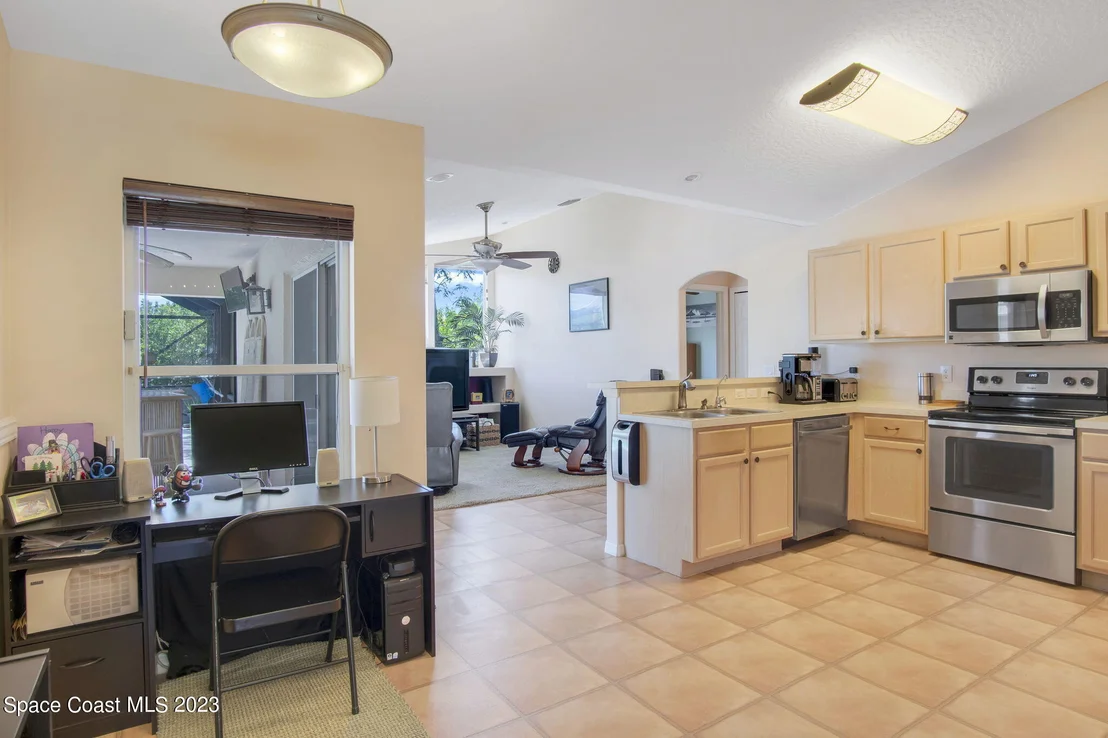 Photo of 1443 Hill Avenue