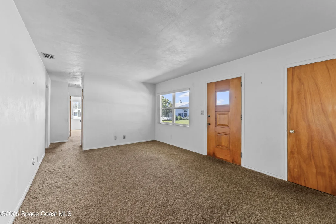 Photo of 1173 Sun Circle E