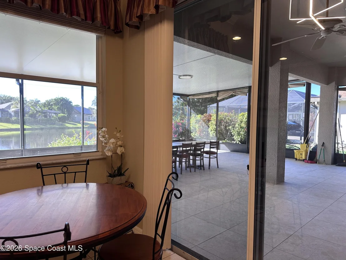 Photo of 883 Spring Oak Drive