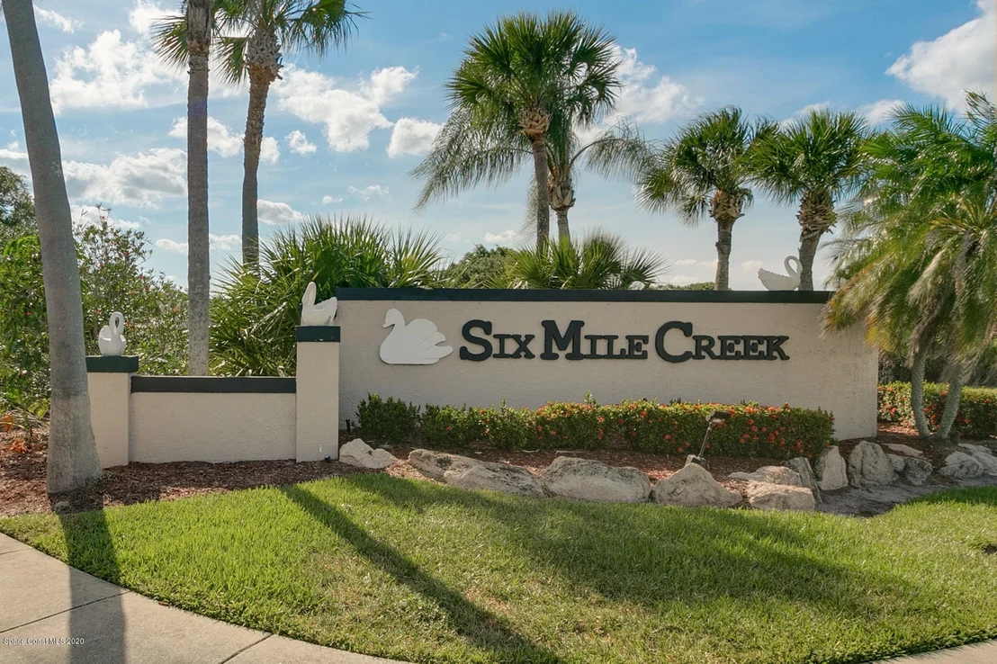 Photo of 1867 Crane Creek Boulevard