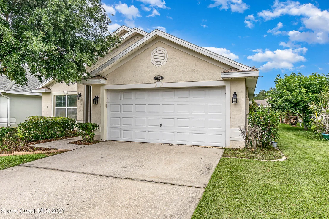 Photo of 2360 Stratford Pointe Drive