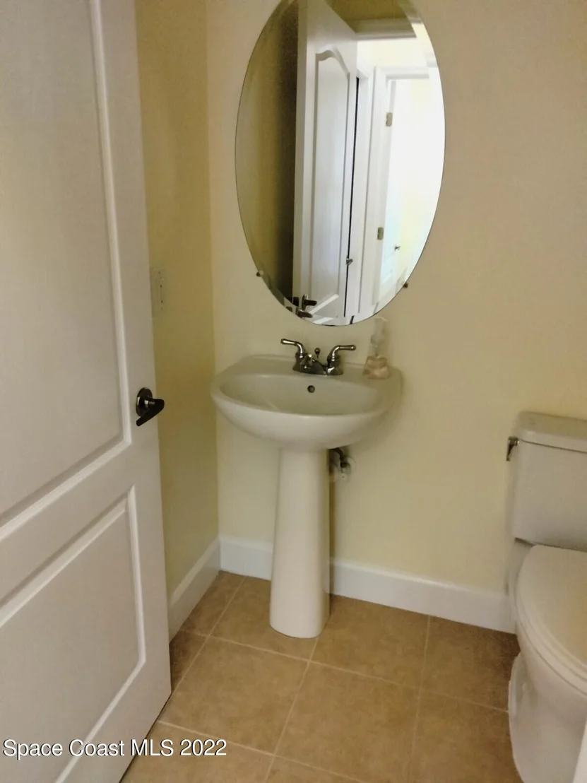 Photo of 1242 United Drive