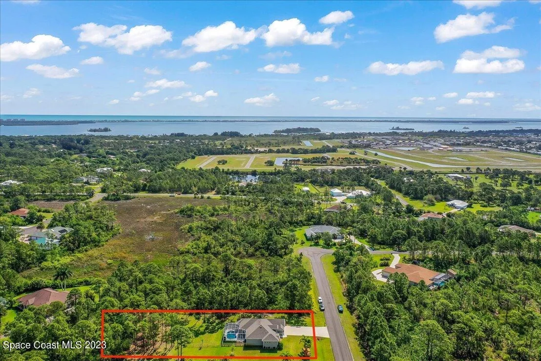 Photo of 4504 Celestial Drive