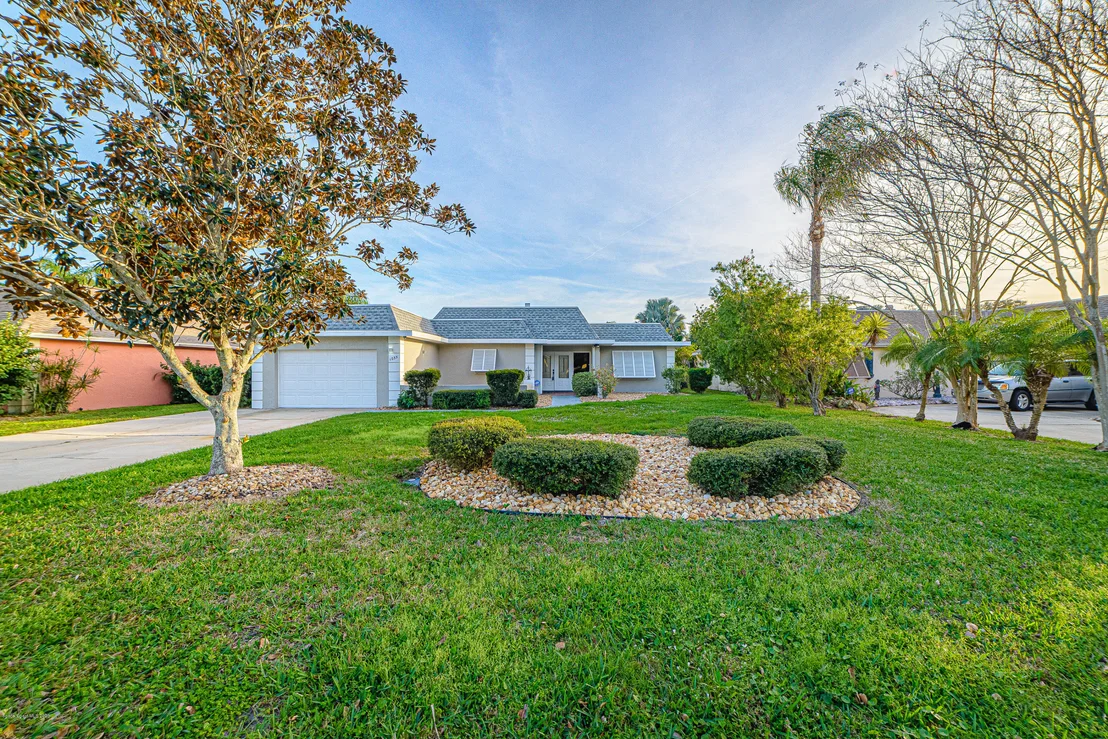 Photo of 1035 Park Ridge Place