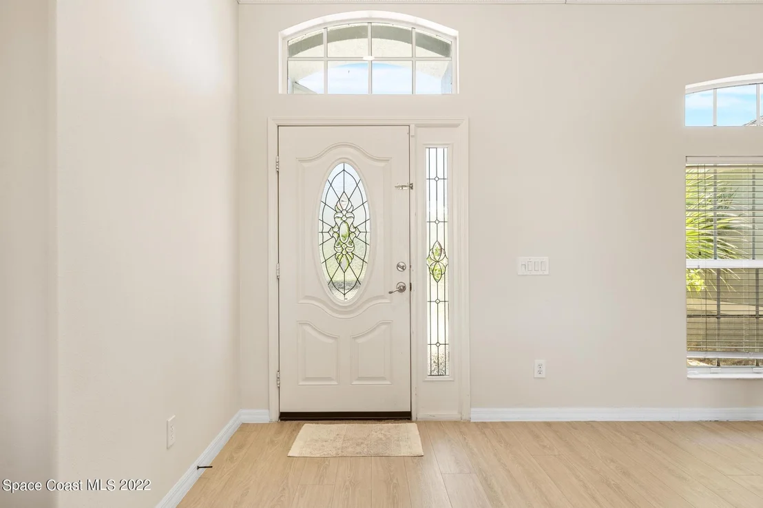 Photo of 3407 Peninsula Circle