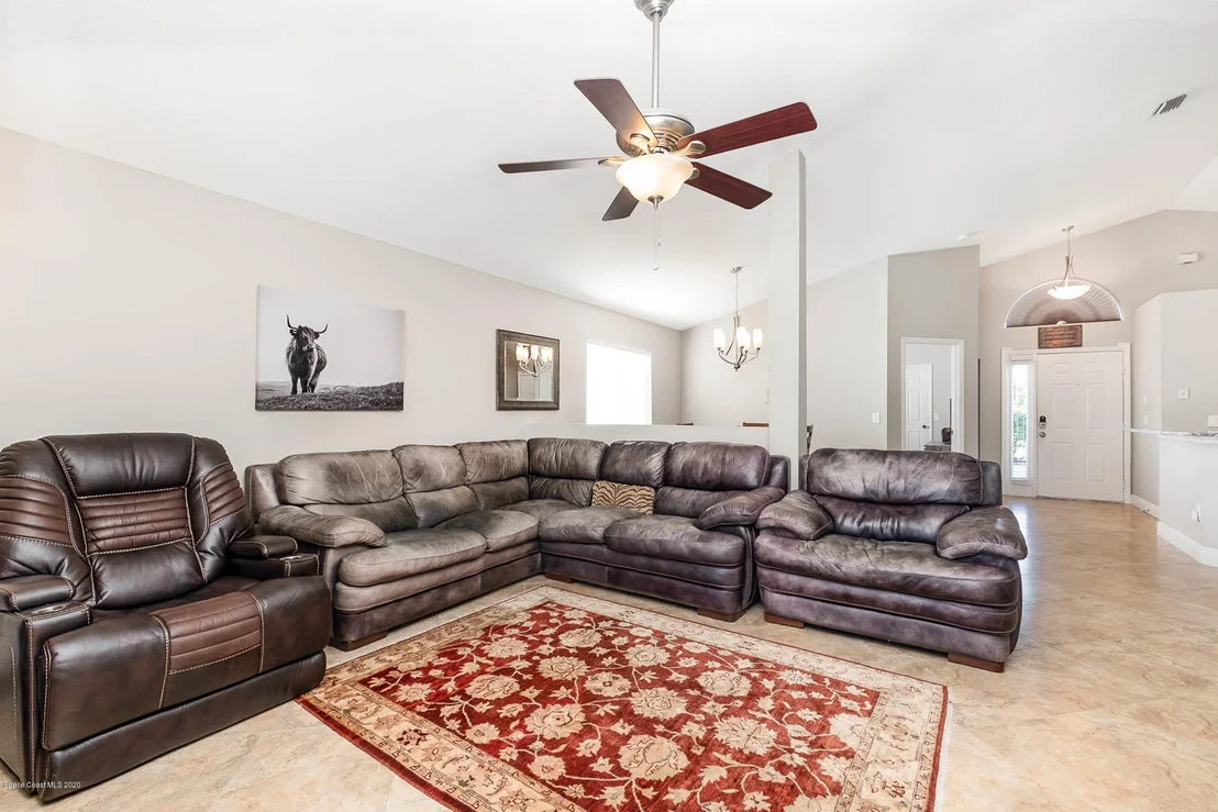 Photo of 2544 Ventura Circle