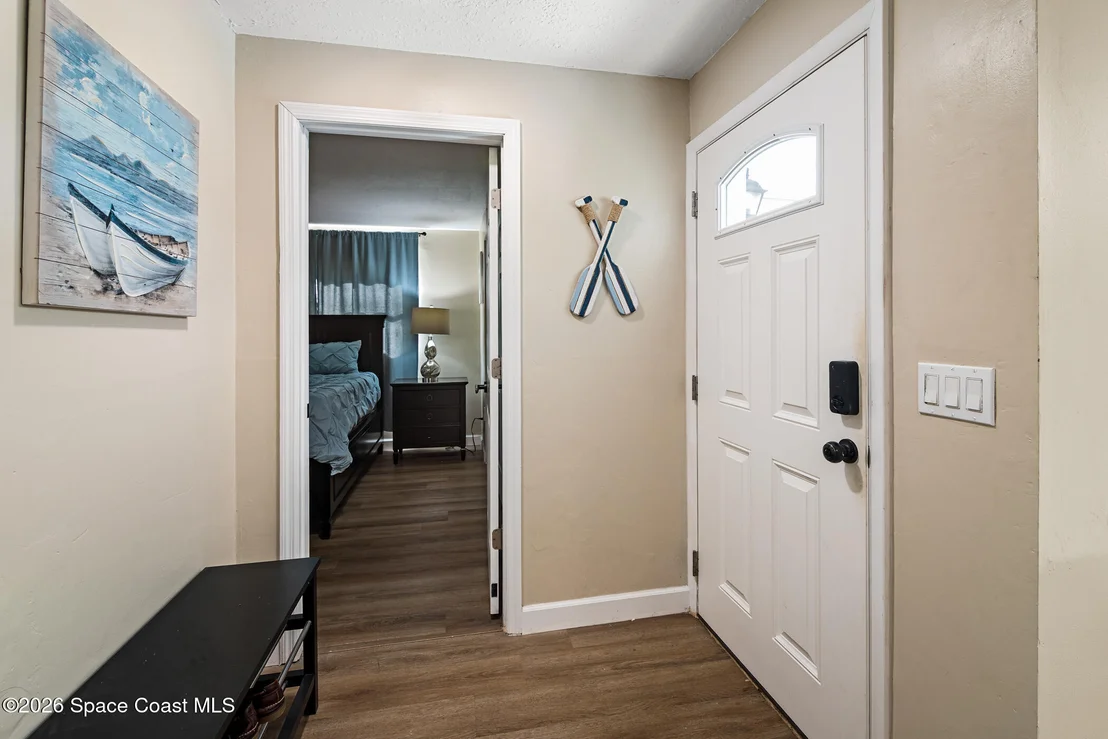 Photo of 2919 Colchester Road
