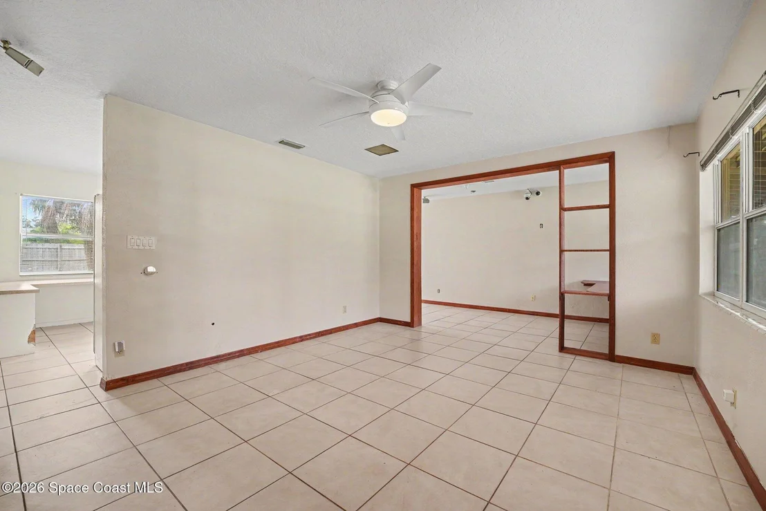 Photo of 1600 Avocado Avenue