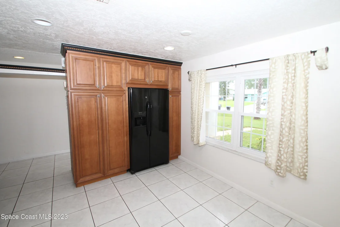 Photo of 1802 Pace Drive NW