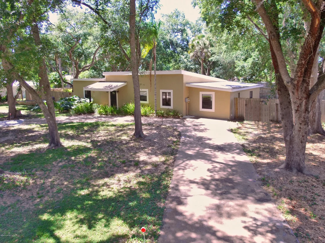 Photo of 4250 Skyway Drive