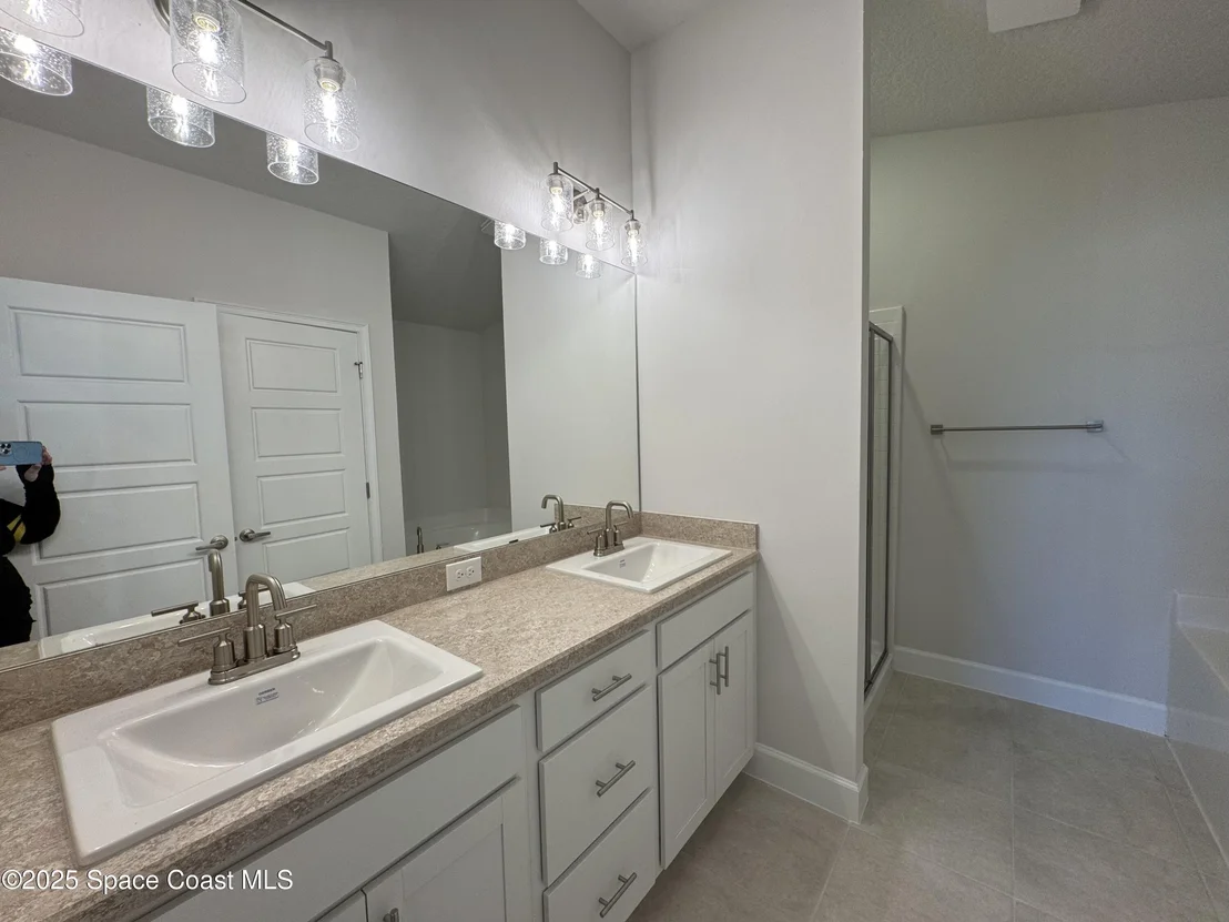 Photo of 1646 Kylar Drive NW