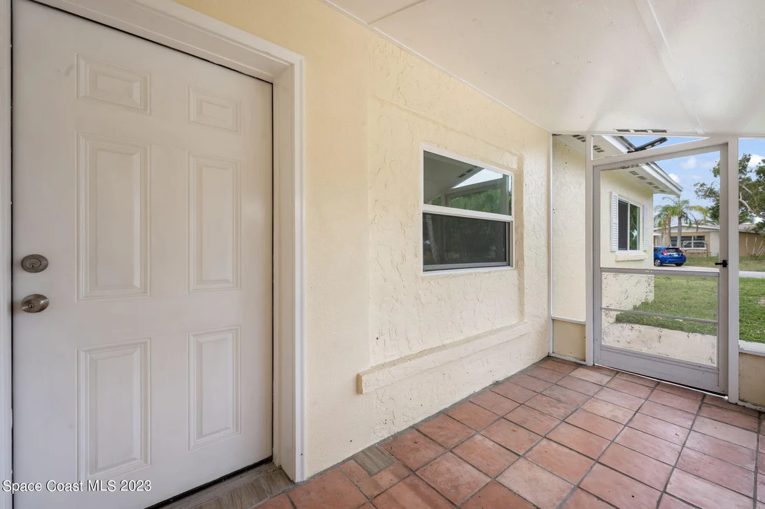 Photo of 2110 Palm Avenue