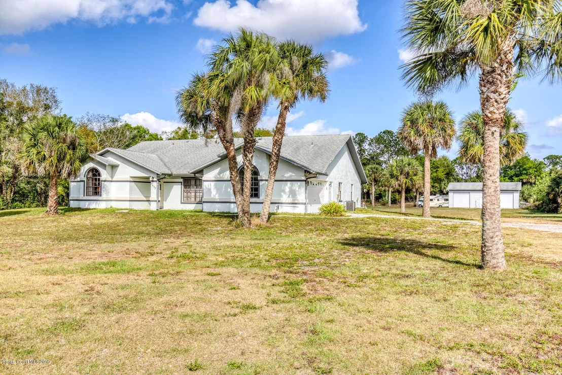 Photo of 5435 Pine Street