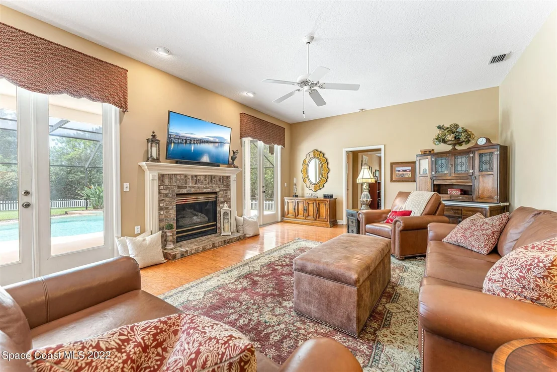 Photo of 4161 Mockingbird Drive