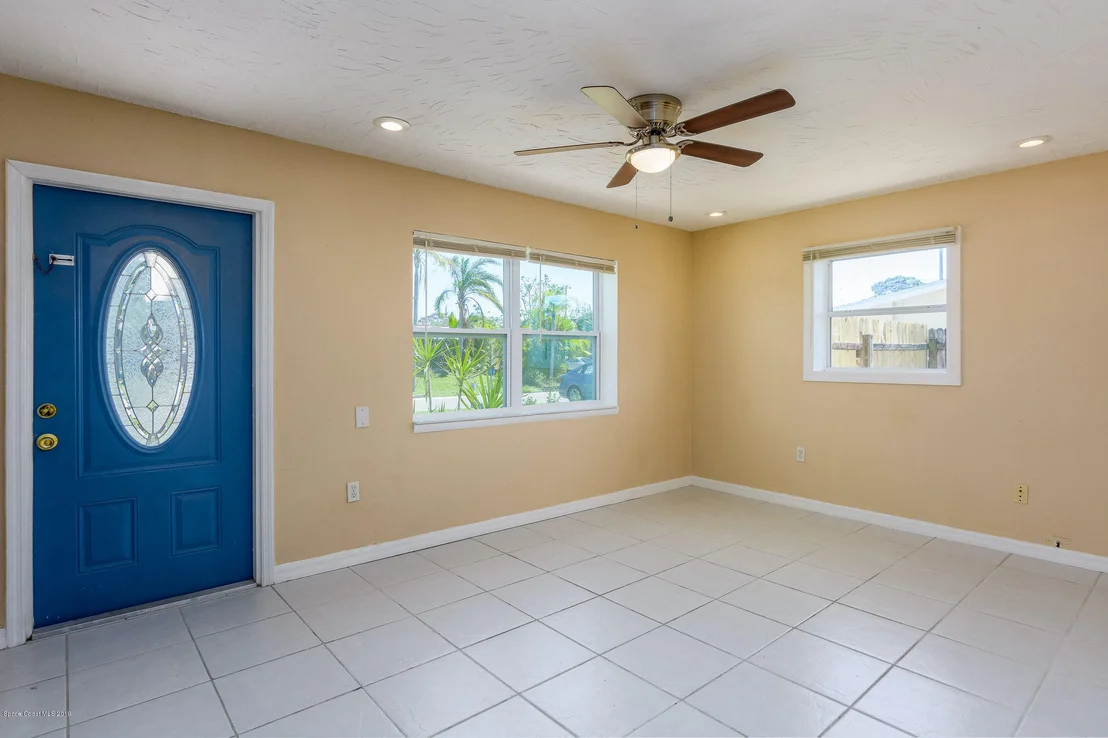 Photo of 4376 Thistleberry Drive