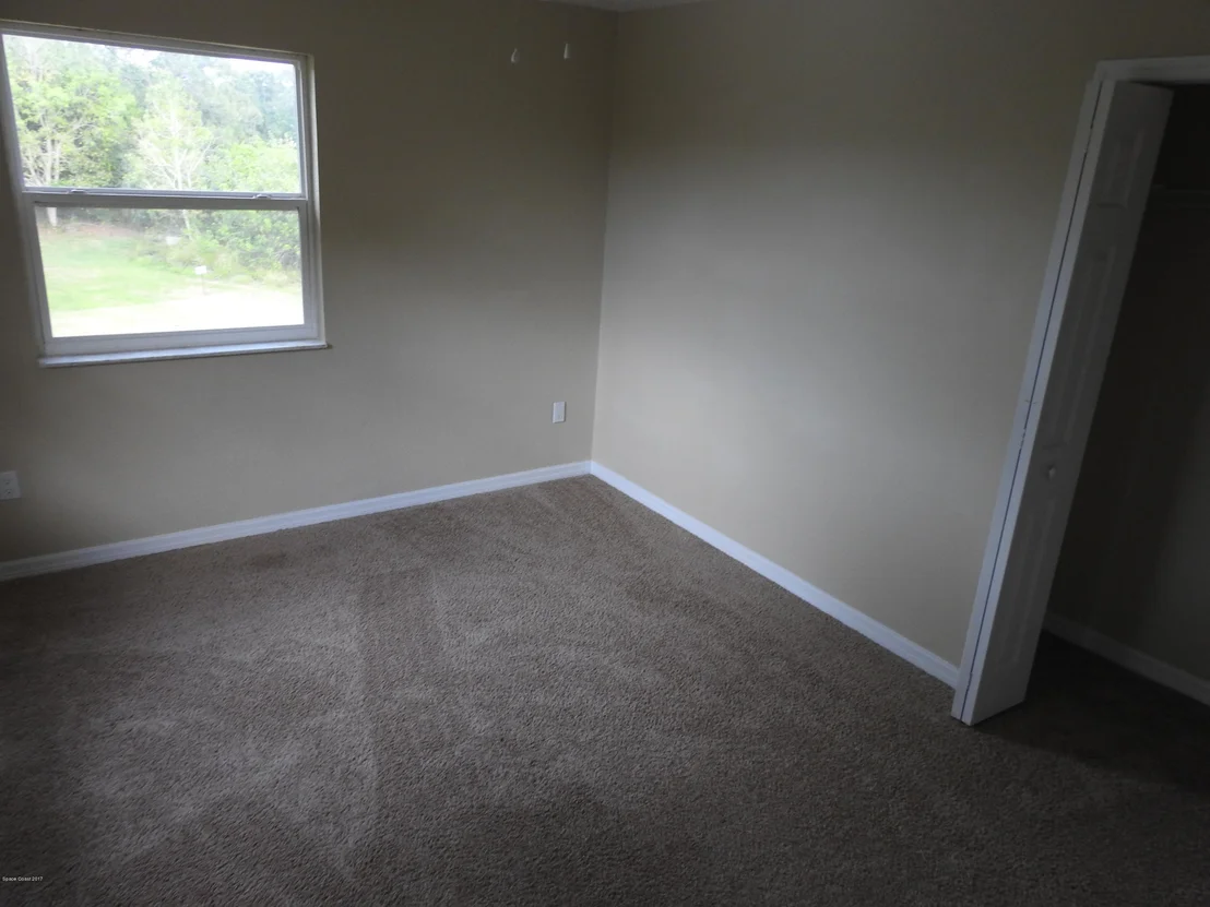 Photo of 525 Cox Road