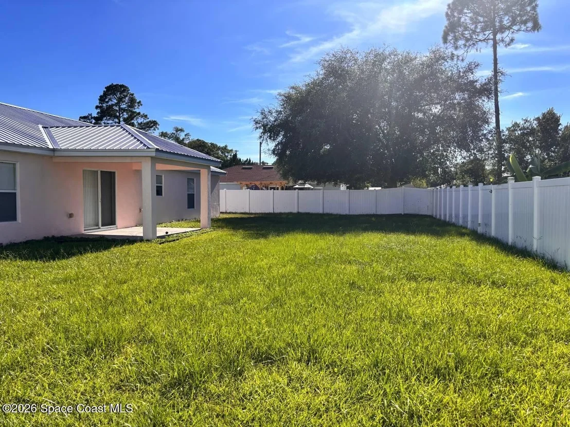 Photo of 614 Fifth Street